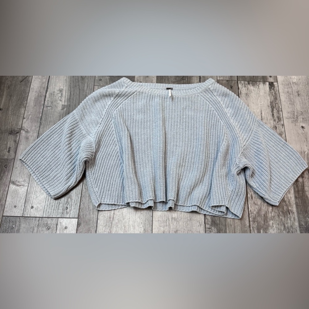 Free People Light Gray Cropped Crewneck Sweater